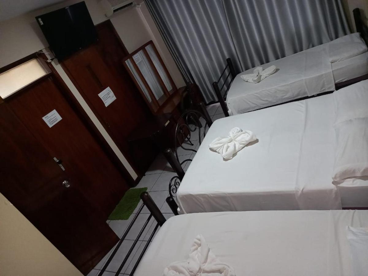 Hostal Ibiza Santa Cruz de La Sierra Esterno foto