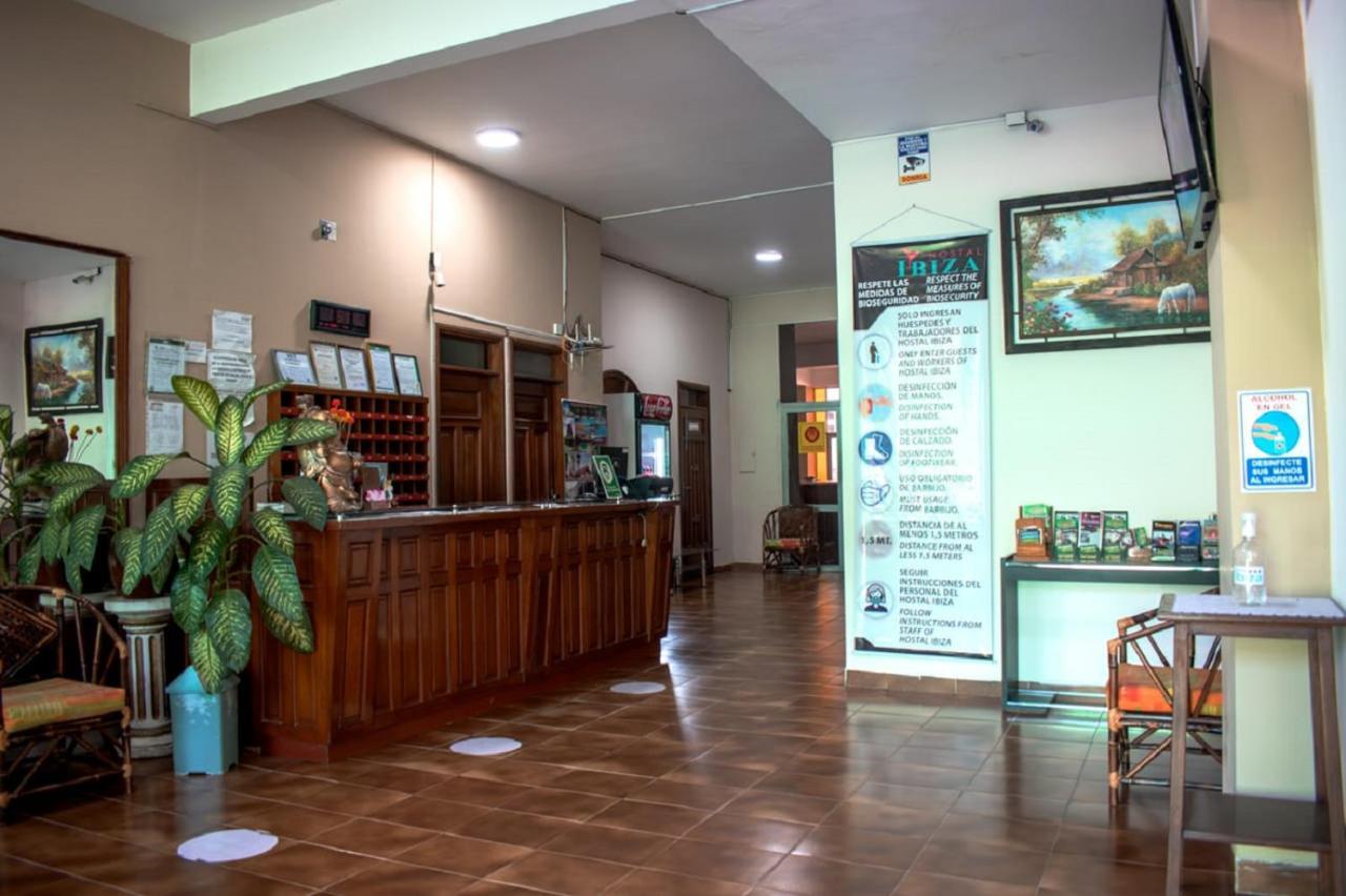 Hostal Ibiza Santa Cruz de La Sierra Esterno foto